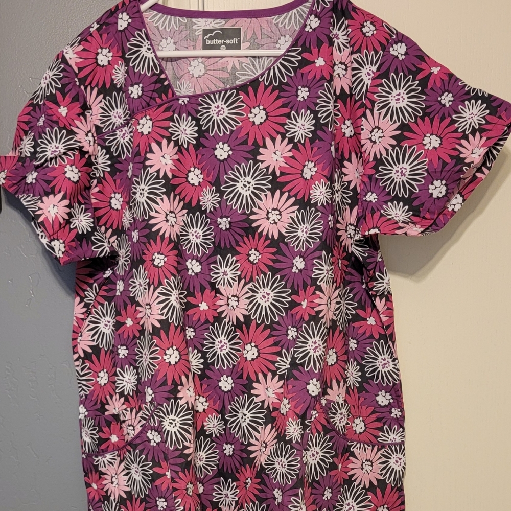 Scrub Top